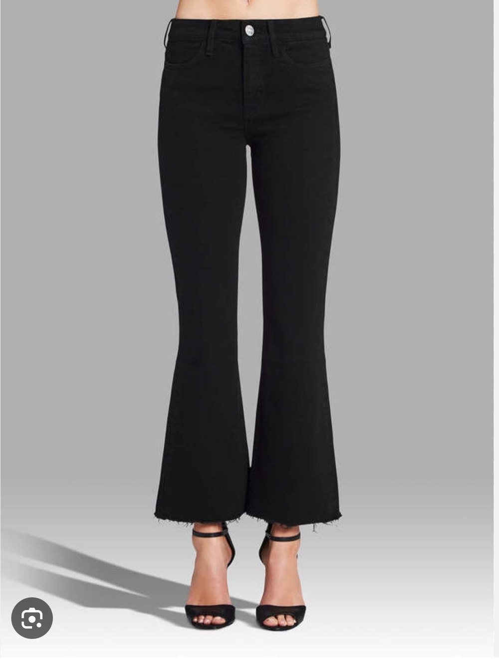 Mih Lou high rise crop Jean in black size 26